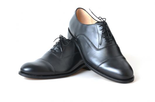 Herrenschuh